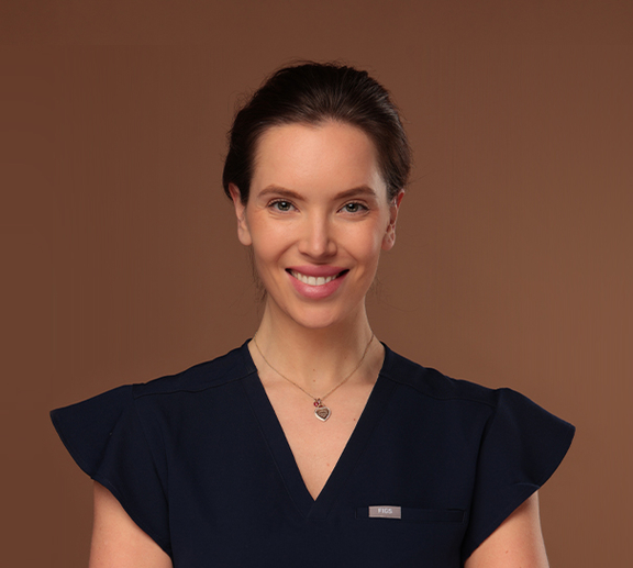 Faltenbehandlungen in München, Dr. med. Antonia Sturm